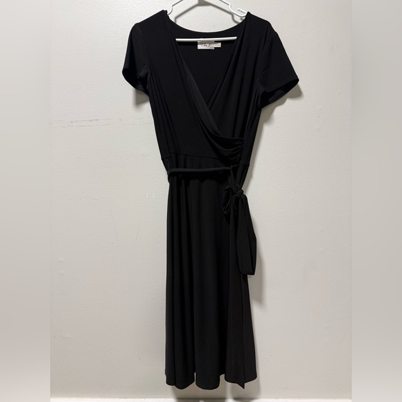 Eliza J Dresses & Skirts - Eliza J Black Midi Wrap Dress